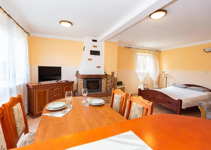 بيت للعطل Dom O Dwoch Niezaleznych Kondygnacjach Jastrzębia Góra