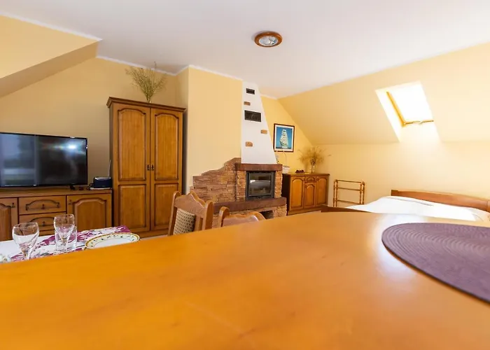 Dom O Dwoch Niezaleznych Kondygnacjach بيت للعطل Jastrzębia Góra